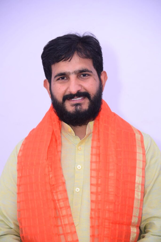 DR. SHAILESH PRAKASH